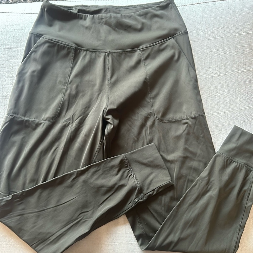 Green Joggers - Sz Med (6)